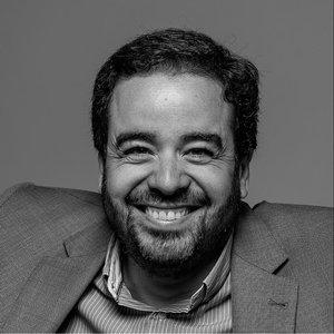 Dr. Alberto Gómez Menchero